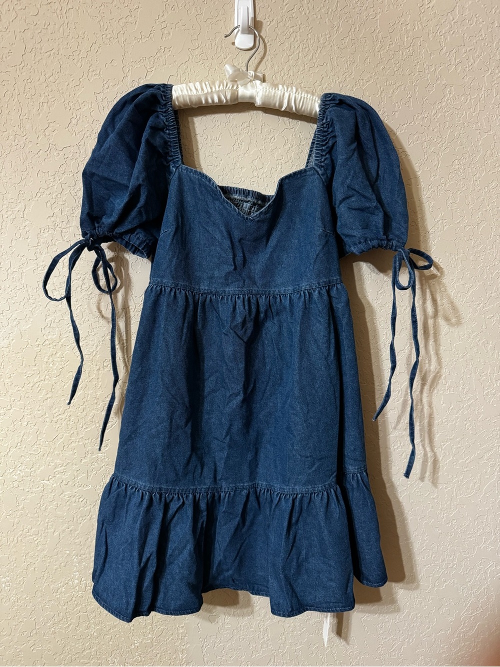 NWT Denim Puff Sleeve Smocked Mini Dress L